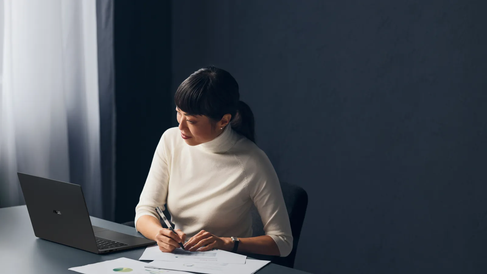 ASUS ExpertBook A7 launches in Canada at C$2,299